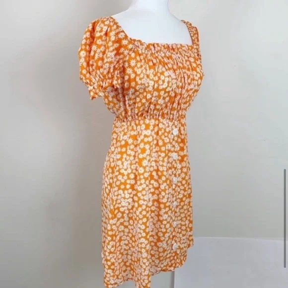 Faithfull the Brand Laura Dress - Picture 7 of 12